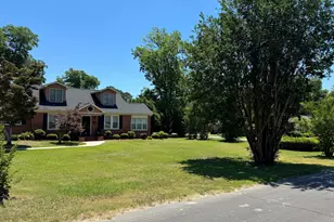 808 Harvey St, Millen, GA 30442 - Photo 3