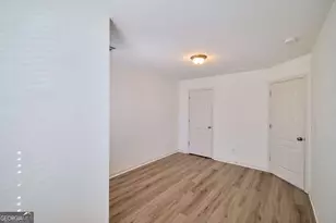 1942 Paxton Ridge Ct, Lilburn, GA 30047 - Photo 25