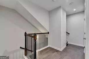 2083 Holtz Ln NW, Atlanta, GA 30318 - Photo 29