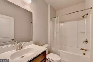 2083 Holtz Ln NW, Atlanta, GA 30318 - Photo 33