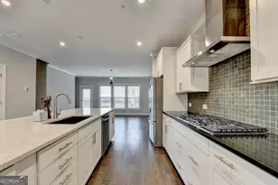 2083 Holtz Ln NW, Atlanta, GA 30318 - Photo 15