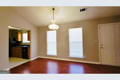 5609 Eagles Feather Lane, Riverdale, GA 30274 - Photo 9