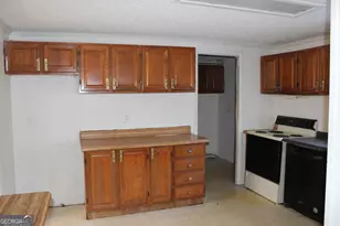 1691A Rover Zetella Rd, Williamson, GA 30292 - Photo 19