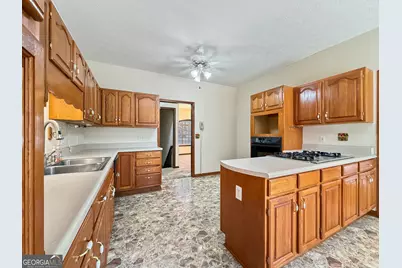 1100 Highway 54, Moreland, GA 30259 - Photo 11