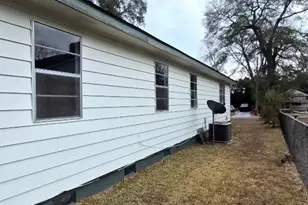 16 Fale St, Hawkinsville, GA 31036 - Photo 5