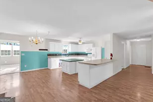 155 Glory Ln, Mount Airy, GA 30563 - Photo 9