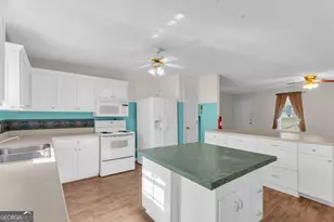 155 Glory Ln, Mount Airy, GA 30563 - Photo 11