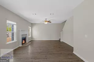 1337 Evergreen Trl, Hinesville, GA 31313 - Photo 5