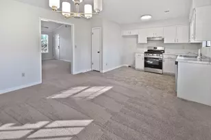 6006 Radford Dr, Riverdale, GA 30296 - Photo 13