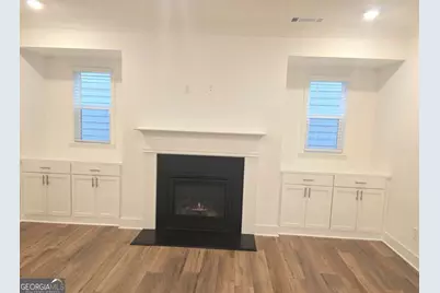 221 Brownlee Road, Woodstock, GA 30188 - Photo 9