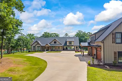 300 Black Point Drive, Hartwell, GA 30643 - Photo 1