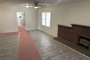 478 S Pond St, Toccoa, GA 30577 - Photo 13