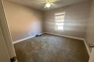 100 Fair Oaks Dr, Athens, GA 30606 - Photo 9