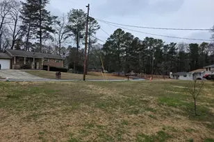 1882 Glen Echo Dr, Decatur, GA 30032 - Photo 3