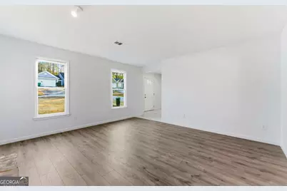 922 Fox Valley Court, Stone Mountain, GA 30088 - Photo 5