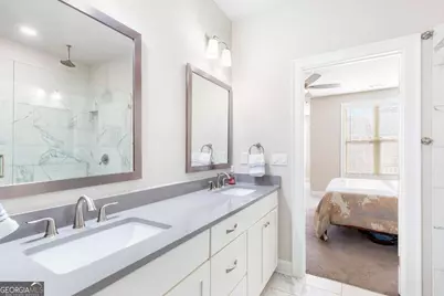 4325 Parkside Place, Atlanta, GA 30342 - Photo 27