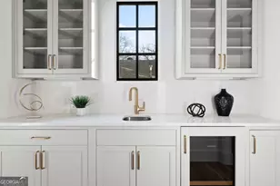 2521 Brookwood Dr NE, Atlanta, GA 30305 - Photo 17