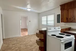 51 Carey St, Elberton, GA 30635 - Photo 9