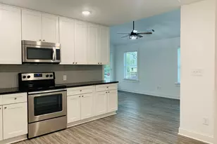 105 Oak St, Lagrange, GA 30240 - Photo 15