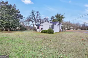 121 Mimosa Dr, Jenkinsburg, GA 30234 - Photo 5