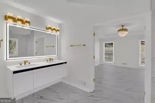 3760 Mountain Cove Rd, Snellville, GA 30039 - Photo 9