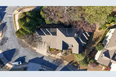 530 Glenmanor Court, Sandy Springs, GA 30328 - Photo 43