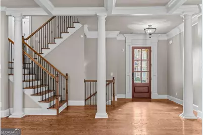 530 Glenmanor Court, Sandy Springs, GA 30328 - Photo 5