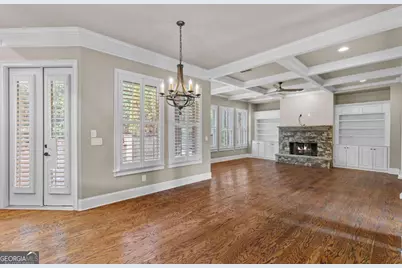 530 Glenmanor Court, Sandy Springs, GA 30328 - Photo 7