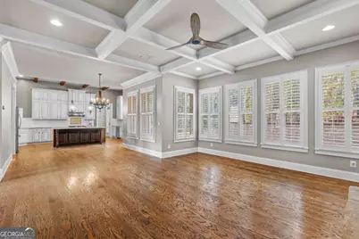 530 Glenmanor Court, Sandy Springs, GA 30328 - Photo 9