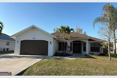 7227 N Plum Tree, Punta Gorda, FL 33955 - Photo 1