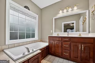 220 Oakridge Ln, Ellijay, GA 30536 - Photo 17