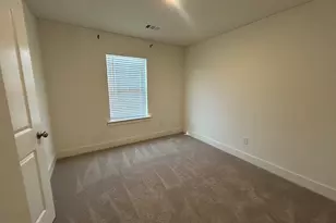 7741 Squire Ct, Fairburn, GA 30213 - Photo 11