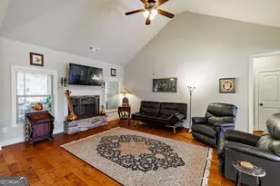 257 Meeler Cir, Bogart, GA 30622 - Photo 9