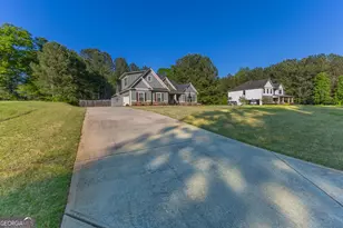 1037 Ashley Glen Dr, Williamson, GA 30292 - Photo 3