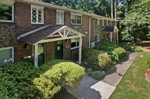 2416 Peachwood Cir NE, Atlanta, GA 30345 - Photo 19