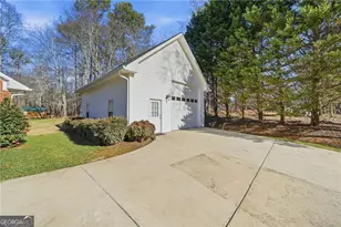 4445 Indian Trace Dr, Alpharetta, GA 30004 - Photo 37