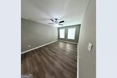 214 E Vine Street, Monroe, GA 30655 - Photo 9