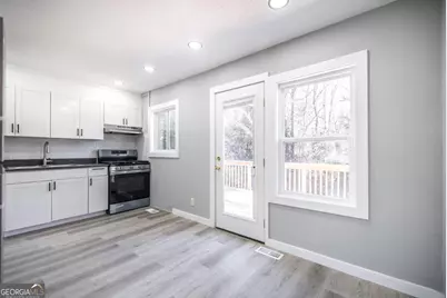 102 Oregon Court, Warner Robins, GA 31093 - Photo 9