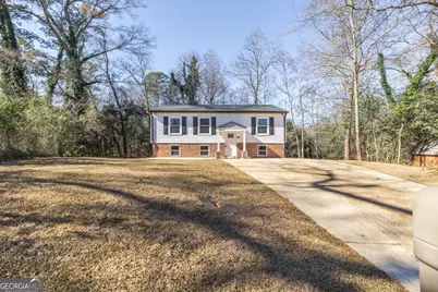 102 Oregon Court, Warner Robins, GA 31093 - Photo 1