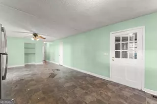 2346 4th St, Gainesville, GA 30504 - Photo 7