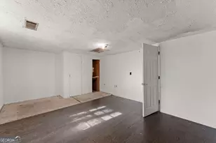 2346 4th St, Gainesville, GA 30504 - Photo 15