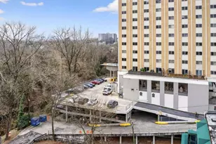 2285 Peachtree Rd, Atlanta, GA 30309 - Photo 23