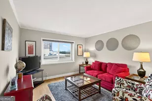 2285 Peachtree Rd, Atlanta, GA 30309 - Photo 7