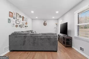 650 Oakdale Rd, Canton, GA 30114 - Photo 9