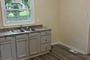 1404 Springfield Ct, Augusta, GA 30309 - Photo 5