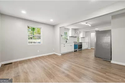 1950 Pinedale Drive NW, Atlanta, GA 30314 - Photo 5