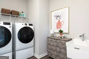 4365 Buttonwood Ln, Lilburn, GA 30047 - Photo 19