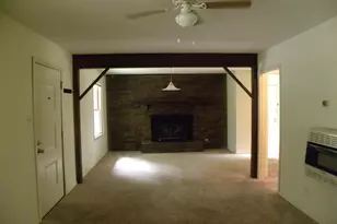 85 Hill St, Hartwell, GA 30643 - Photo 3