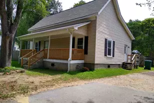 225 S Webb St, Hartwell, GA 30643 - Photo 1