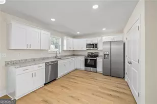 613 Cypress Dr, Mount Airy, GA 30563 - Photo 19